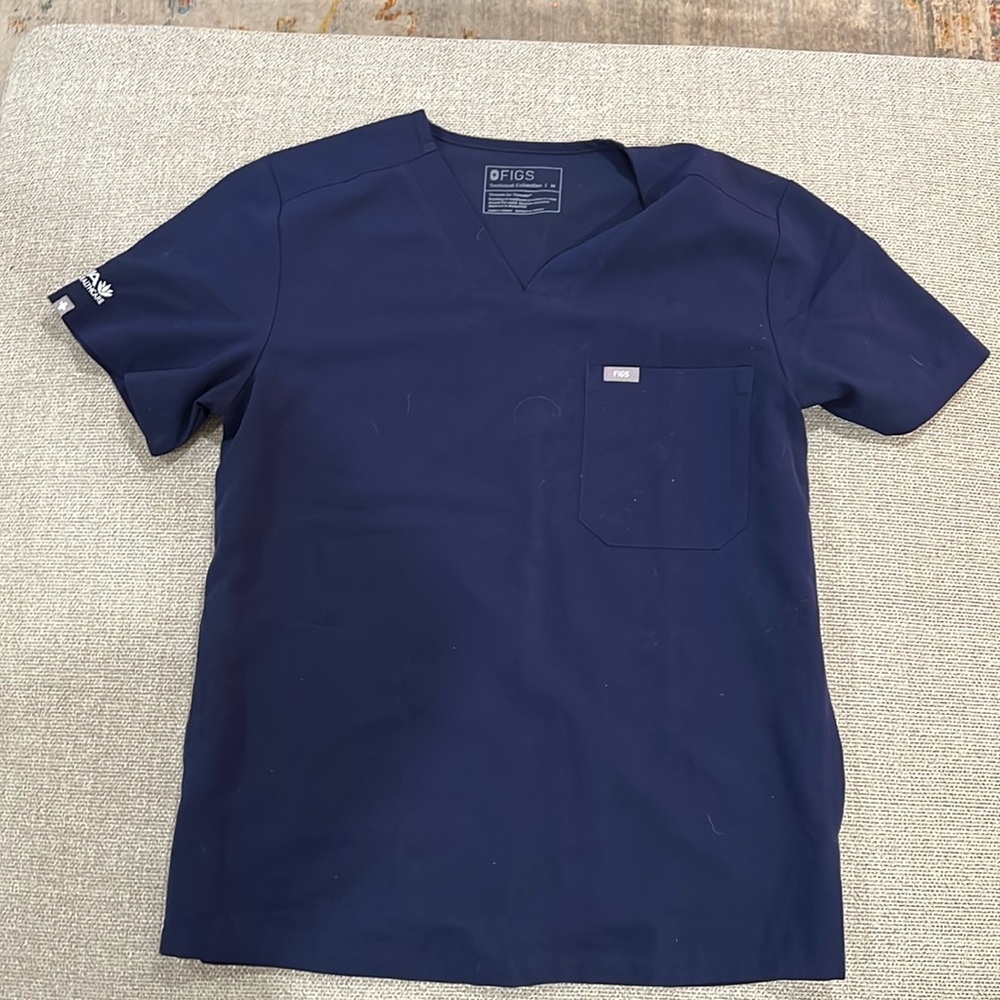 Aya figs medium men’s scrubs